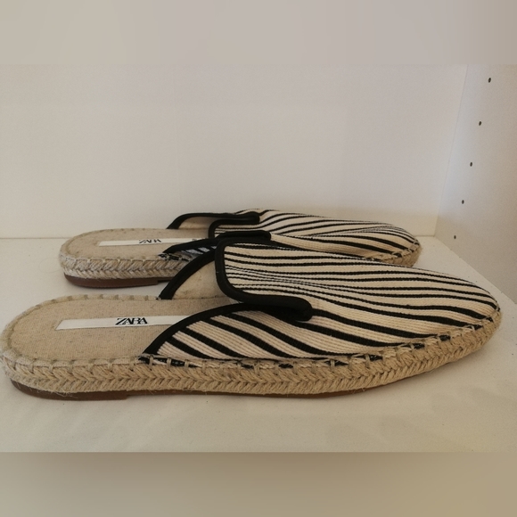 New Zara espadrilles flat sandals , size 38 - Picture 3 of 4